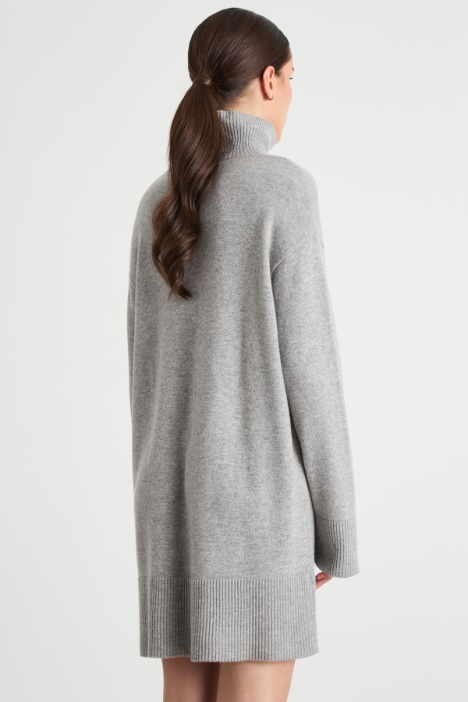 Abito dolcevita in maglia