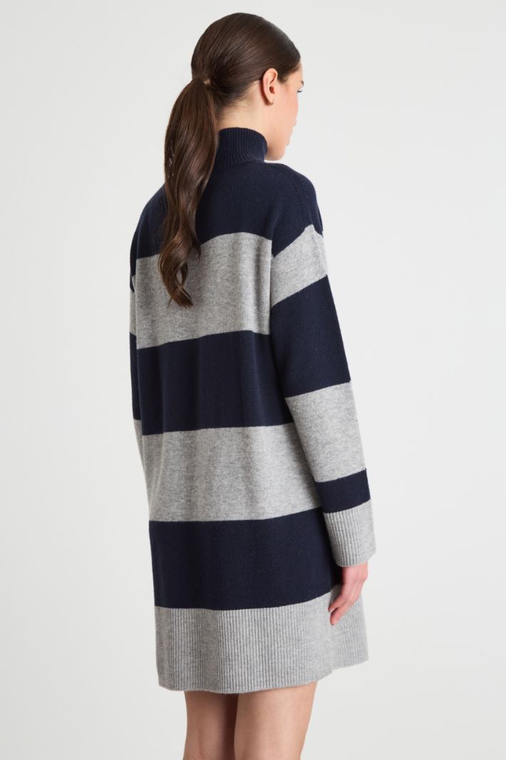 Roll Neck Knit Dress Intrend - 4