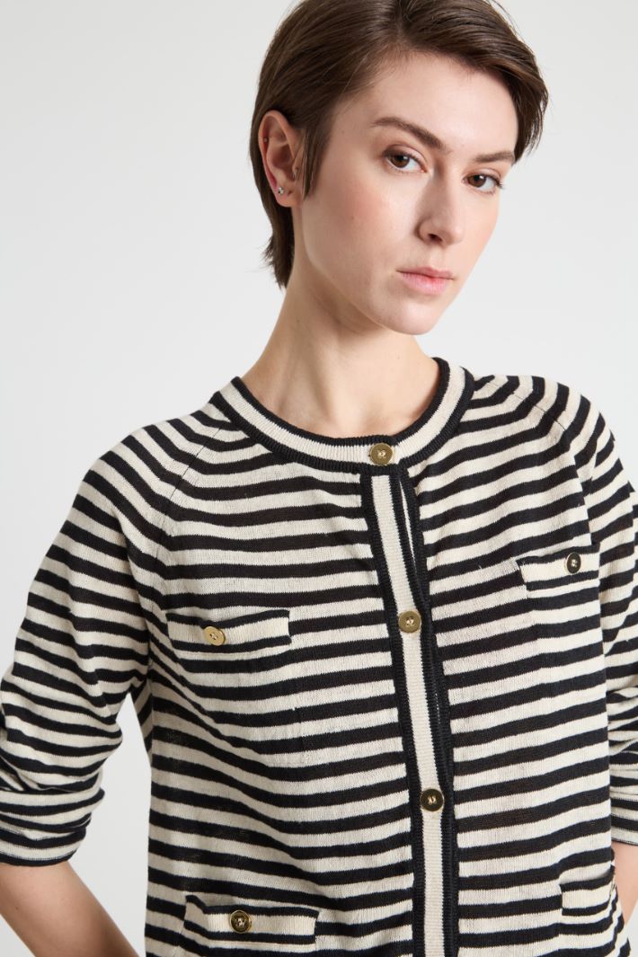Crew-neck cardigan with patch pockets Intrend - 3