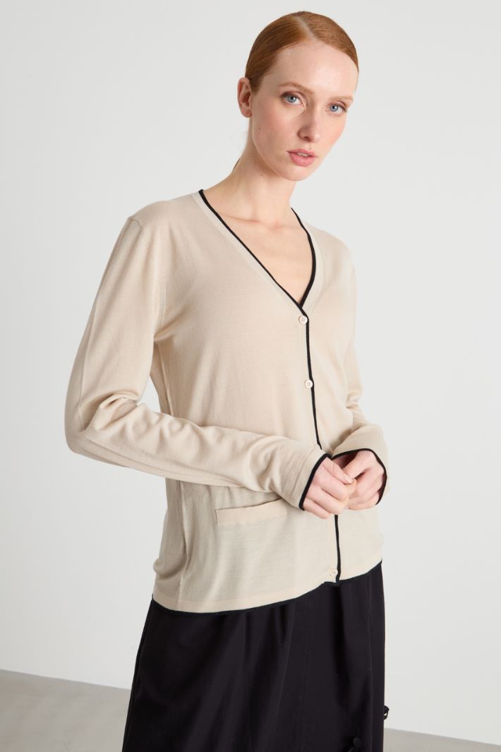 V-neck cardigan Intrend - 2