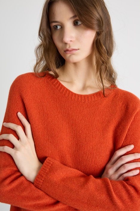 Maglia con maniche a raglan