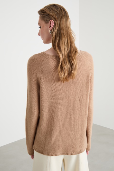 Maglia con maniche a raglan