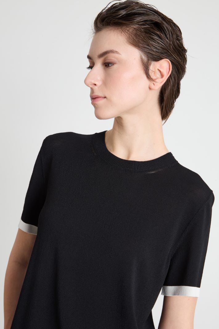 Short-sleeved knit top Intrend - 3