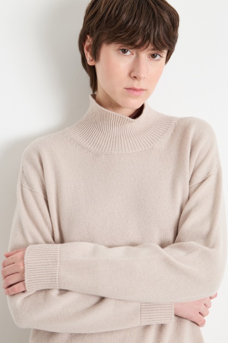 Maglia dolcevita oversize