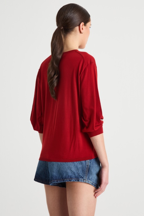 Maglia girocollo con maniche a spalla scesa