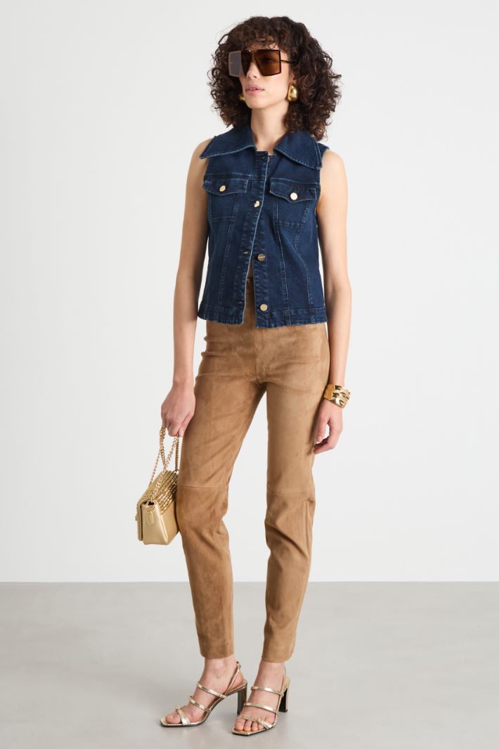 Pantalone skinny con tagli e impunture Intrend