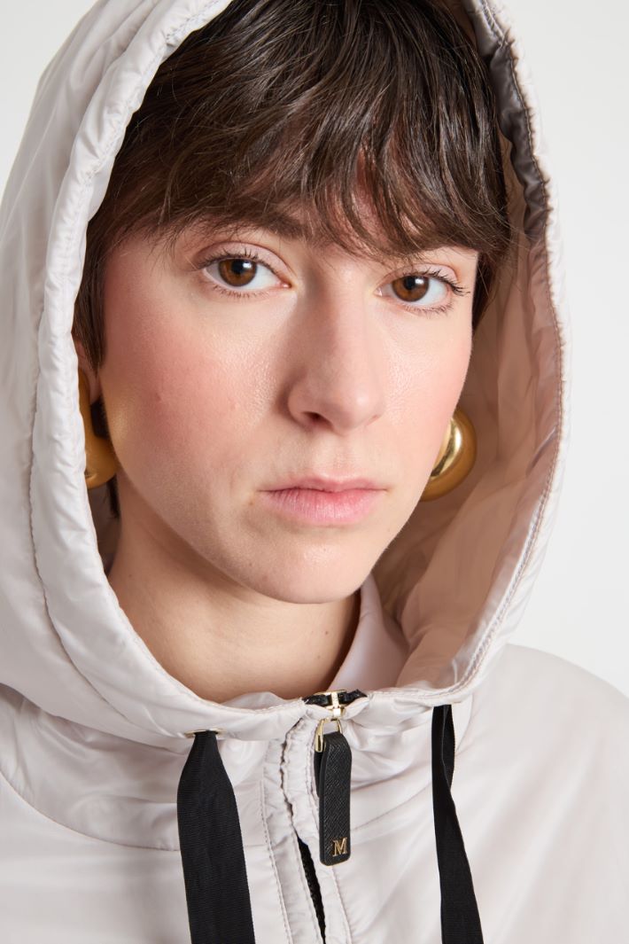 Short padded jacket in water-repellent canvas Intrend - 3