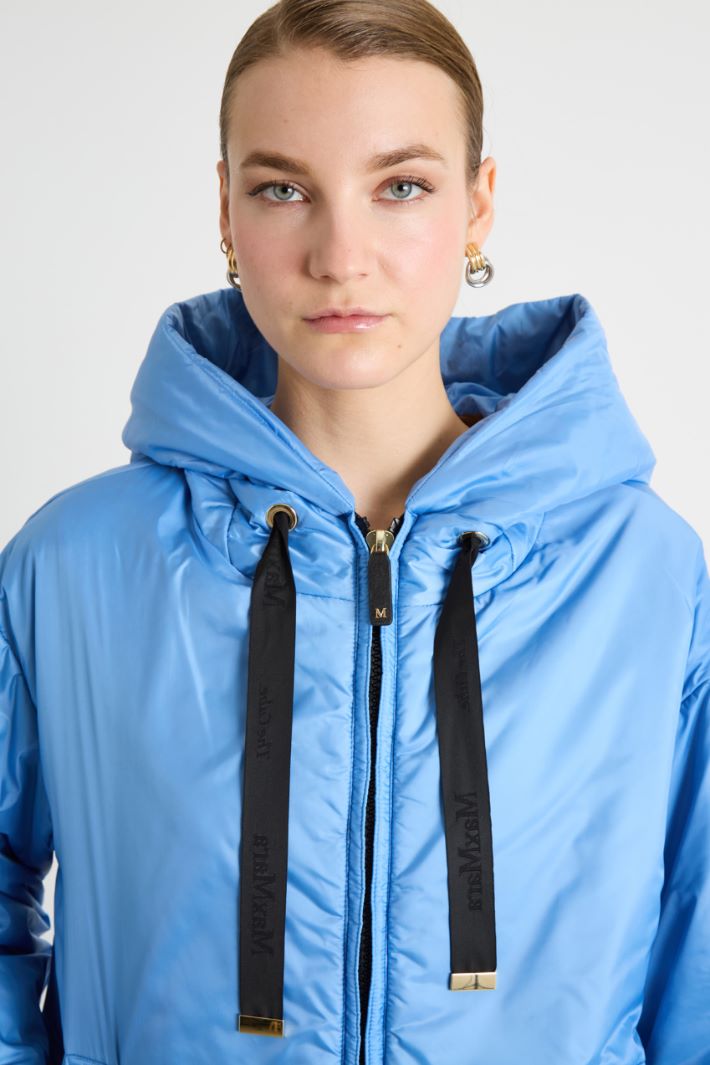 Imbottito corto con cappuccio Intrend - 3