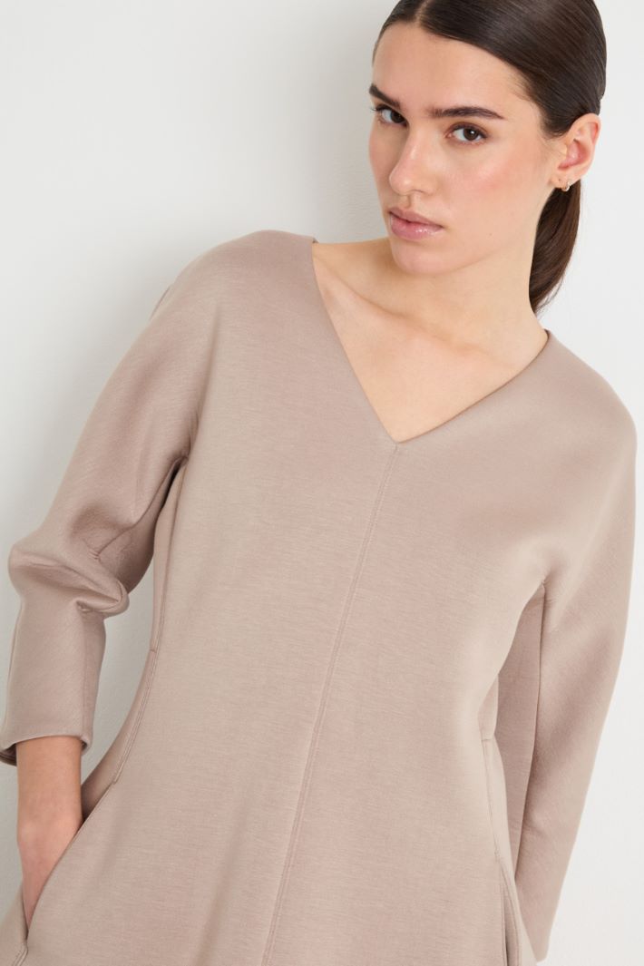 Abito a V in jersey accoppiato Intrend - 3