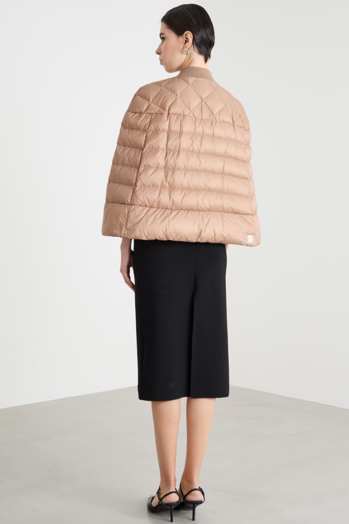 Mantella corta in tela antigoccia trapuntata Intrend - 4