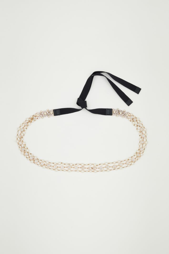 Collar joya con perlas y pedrería Intrend