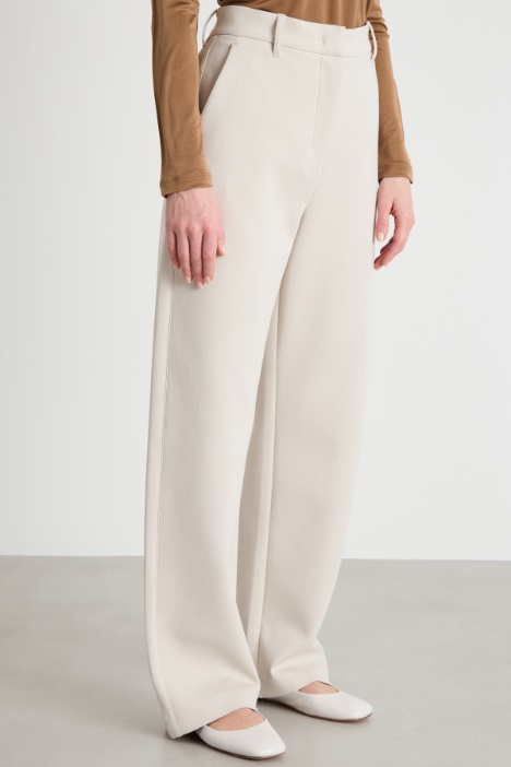 Pantalón recto de punto compacto