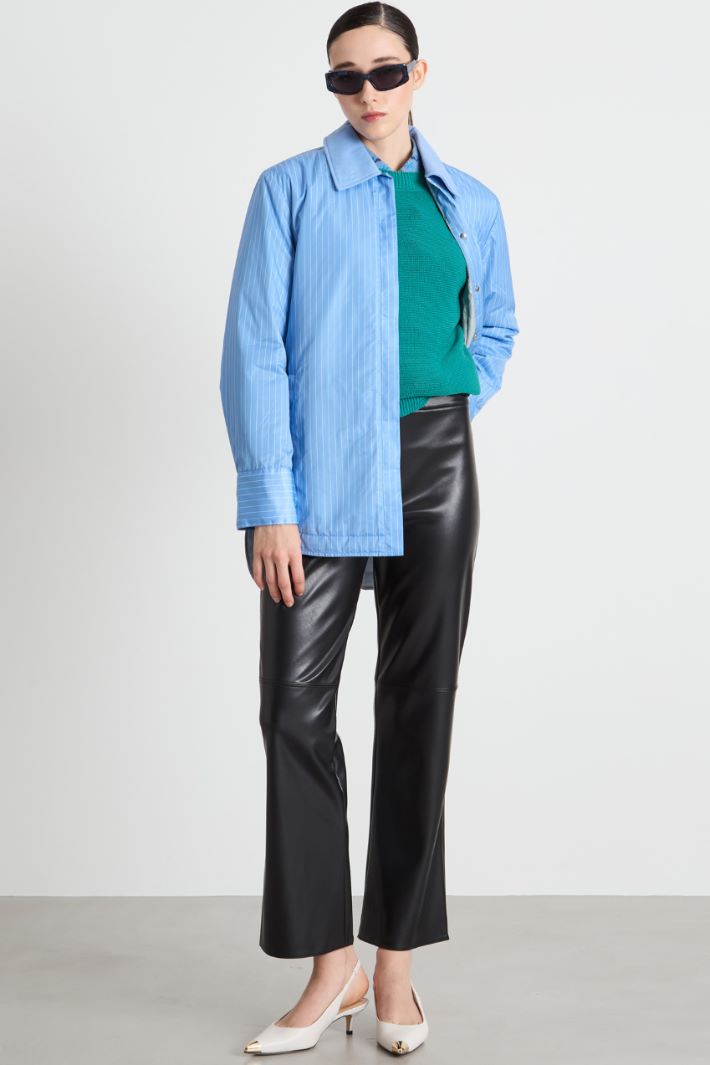 Slim-fit coated trousers Intrend