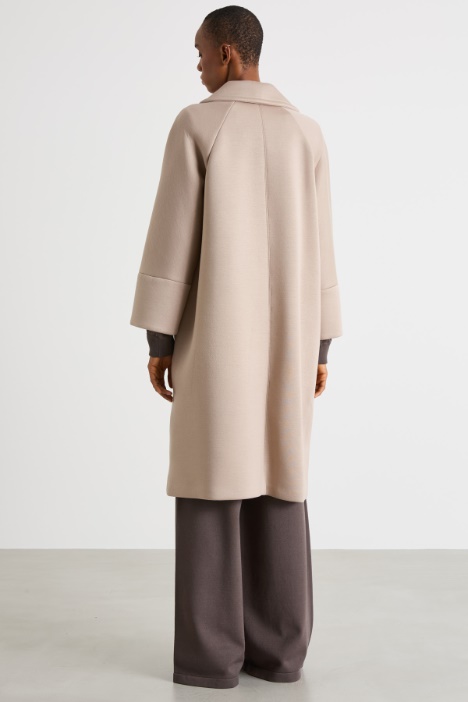 Cappotto doppiopetto con maniche a kimono