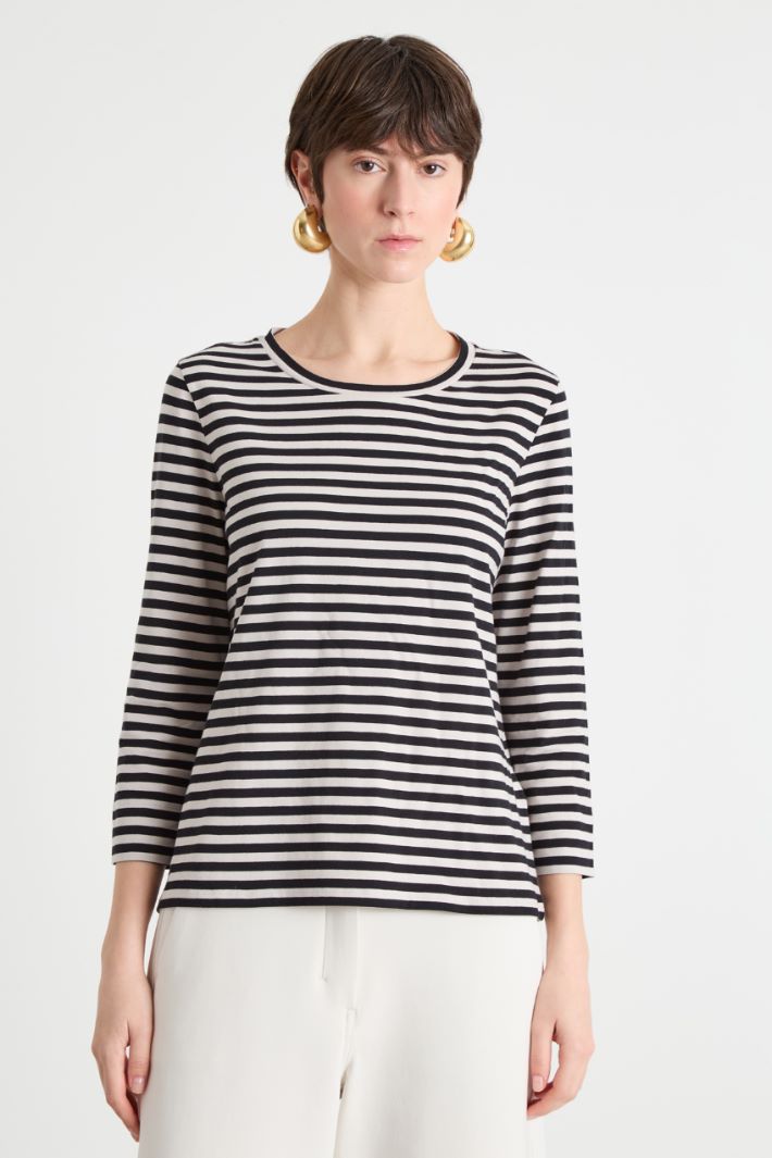 Bracelet-sleeve T-shirt Intrend - 2