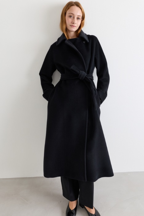 Cappotto in beaver di pura lana con cintura