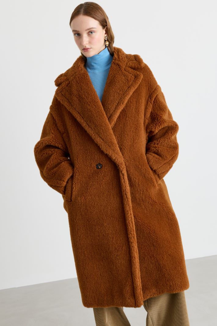 Cappotto doppiopetto in tessuto morbido e caldo - MARRONE - Intrend - 2