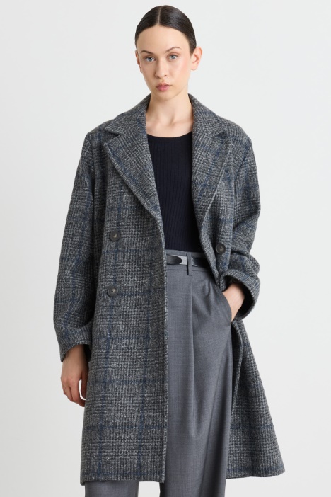 Cappotto doppiopetto in lana con spacco