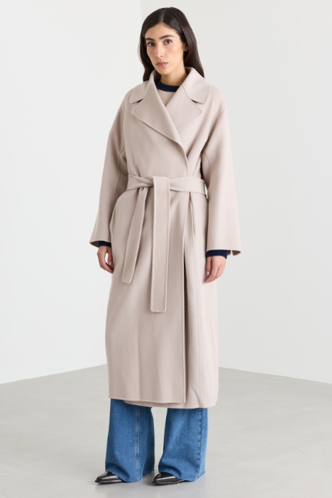 Cappotto con cintura