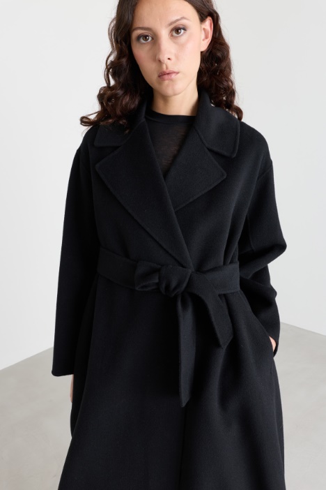 Cappotto con cintura
