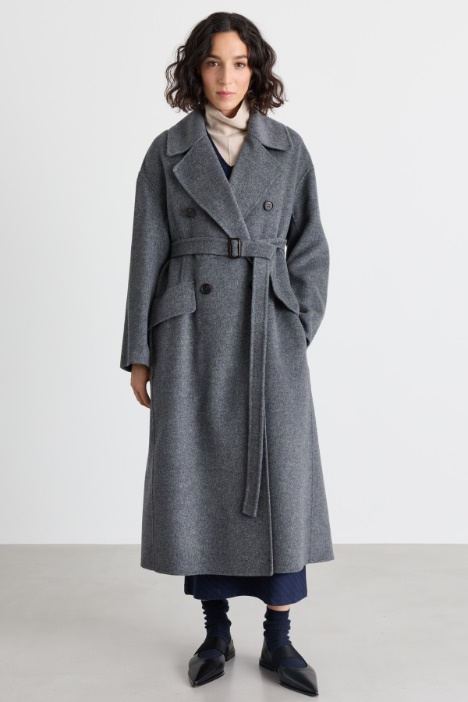 Cappotto doppiopetto con cintura