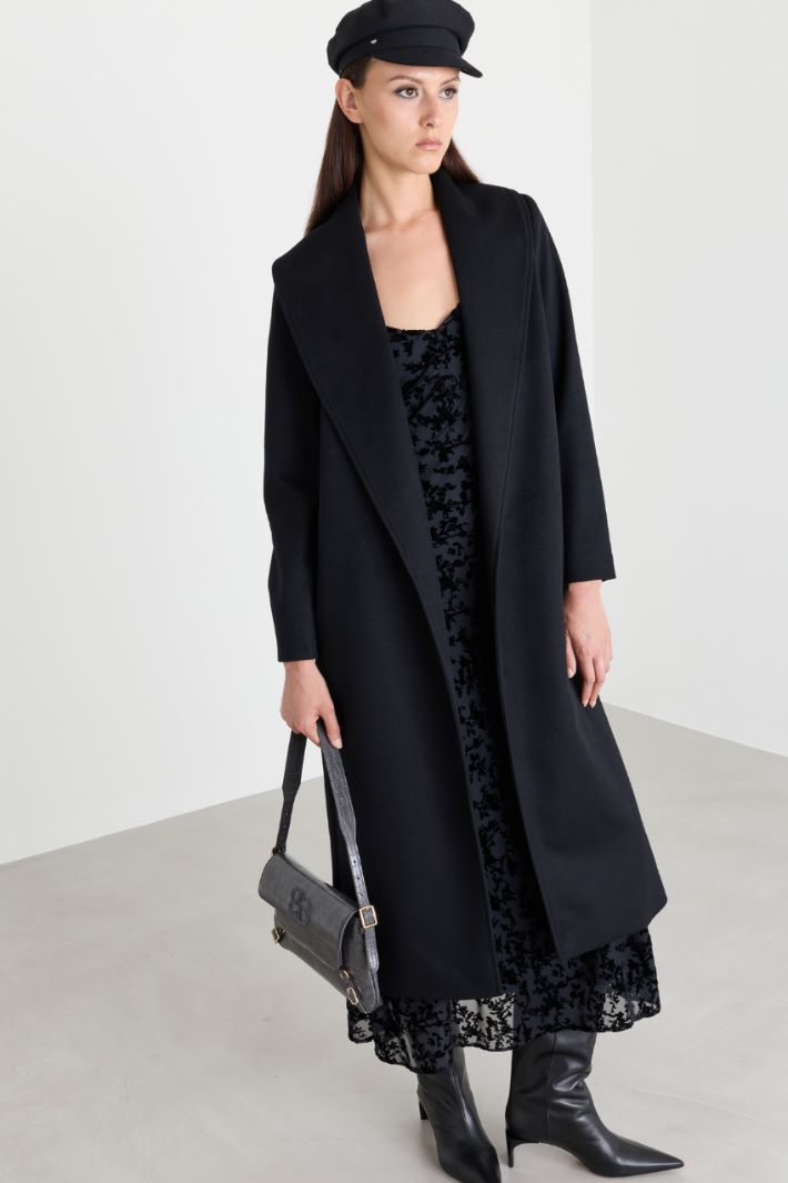 Cappotto a vestaglia - NERO - Intrend - 2