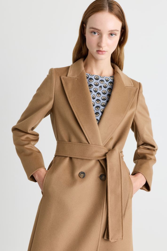 Cappotto doppiopetto con cintura - CAMMELLO - Intrend - 3