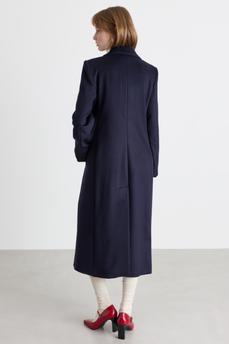 Cappotto doppiopetto con cintura