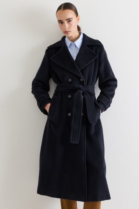 Cappotto doppiopetto in lana con alamari