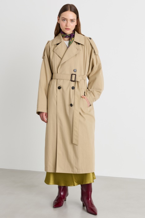 Trench in gabardina antigoccia