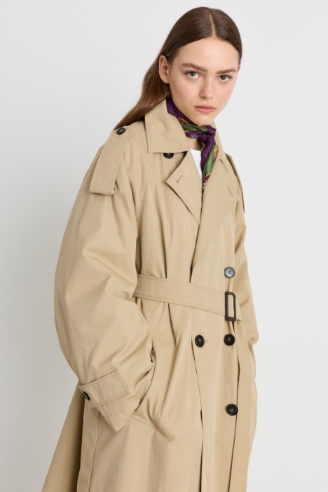Trench in gabardina antigoccia
