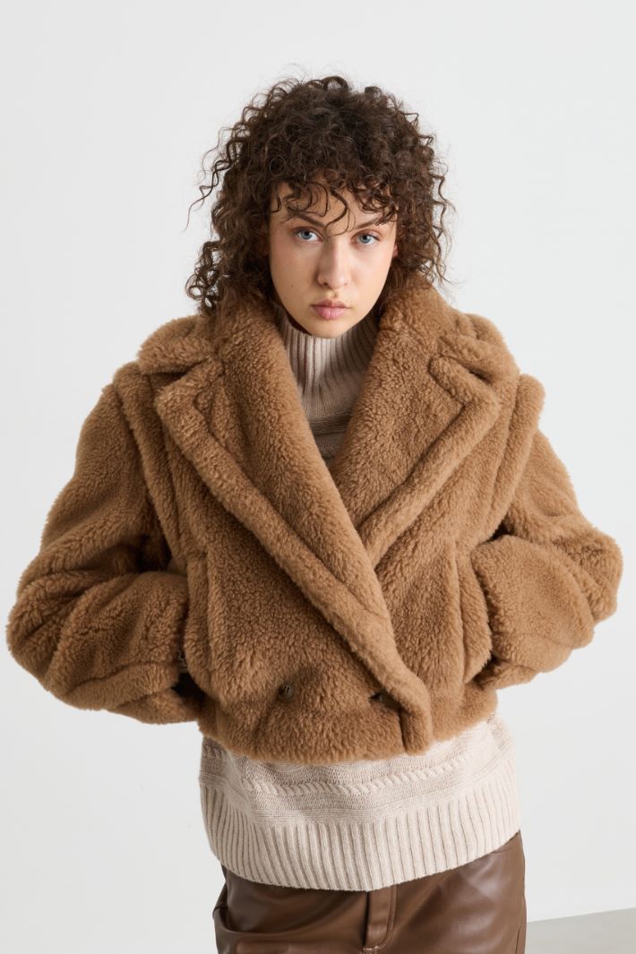 Cappotto e gilet crop 2-in-1 in tessuto morbido e caldo - CAMMELLO - Intrend - 2