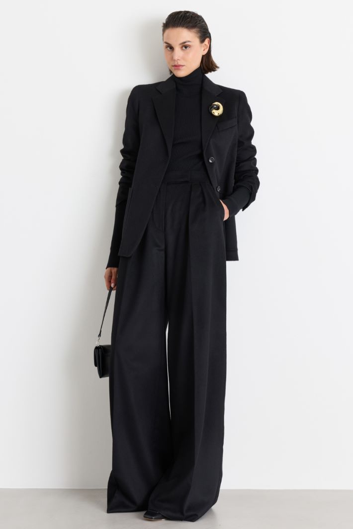 Baby Camel Drap Blazer - BLACK - Intrend