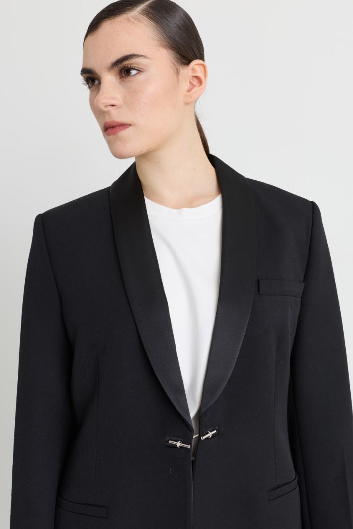 Gabardine and Satin Tuxedo Blazer - BLACK - Intrend - 3