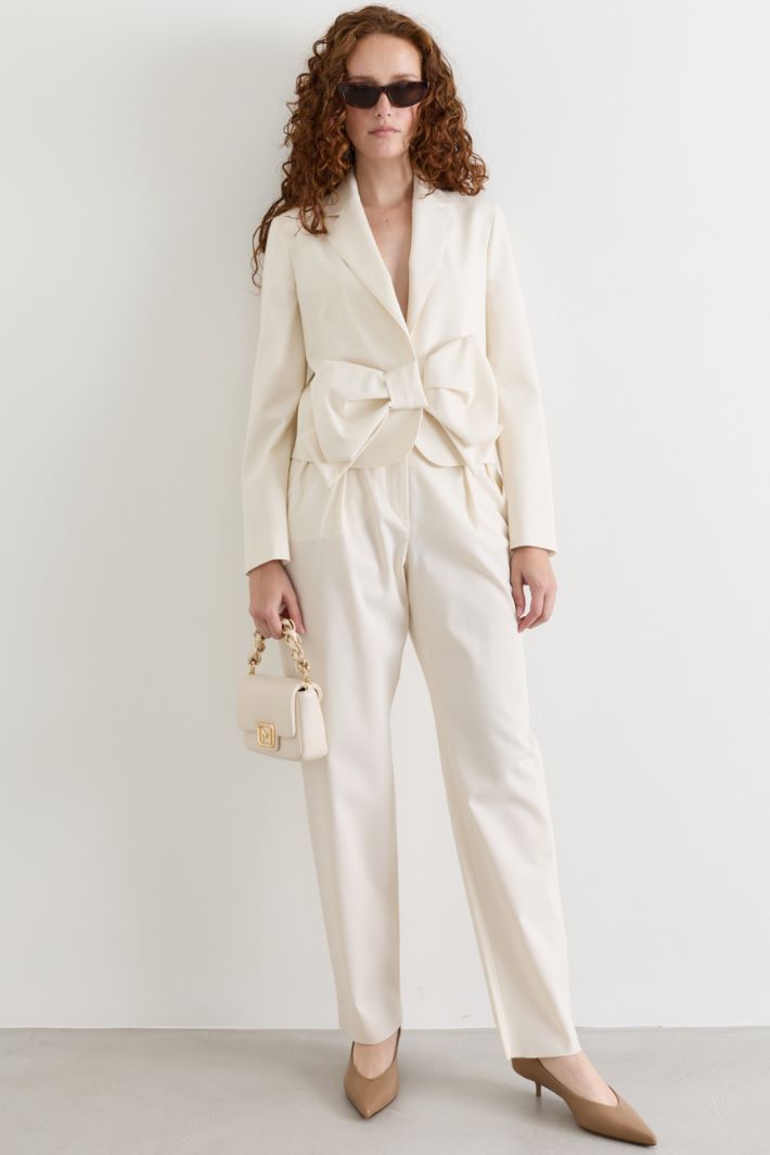 Cropped twill jacket with maxi bow - WHITE - Intrend