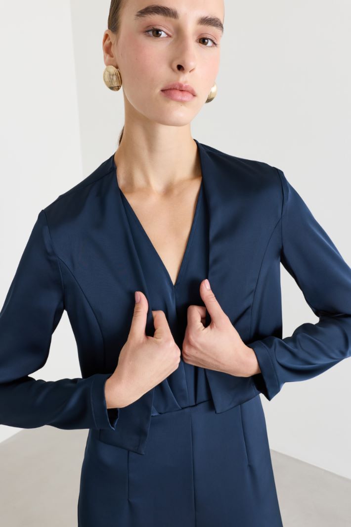 Cropped jacket in fluid satin - BLUE - Intrend - 3
