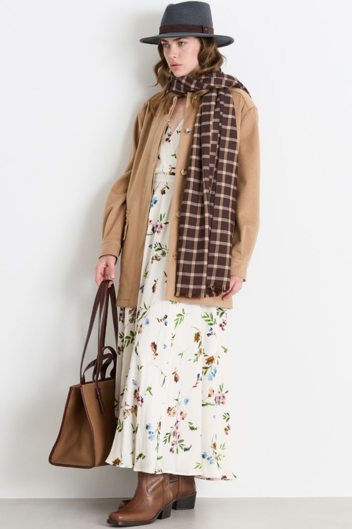 Short double-breasted wool coat in drap with a velvet collar - BEIGE - Intrend