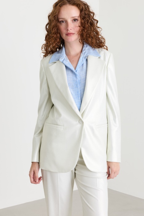Laminated fabric blazer - Intrend