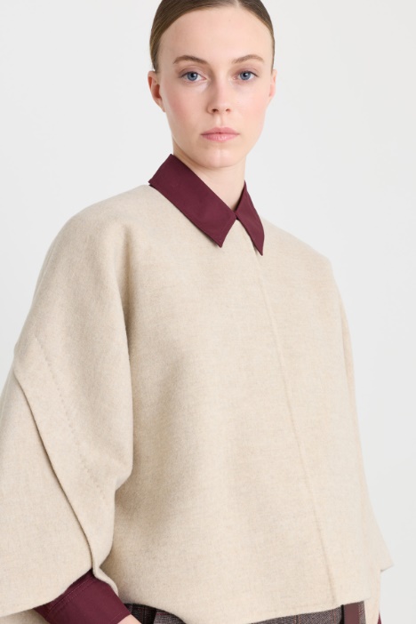 Giacca boxy in panno di lana con maxi manica