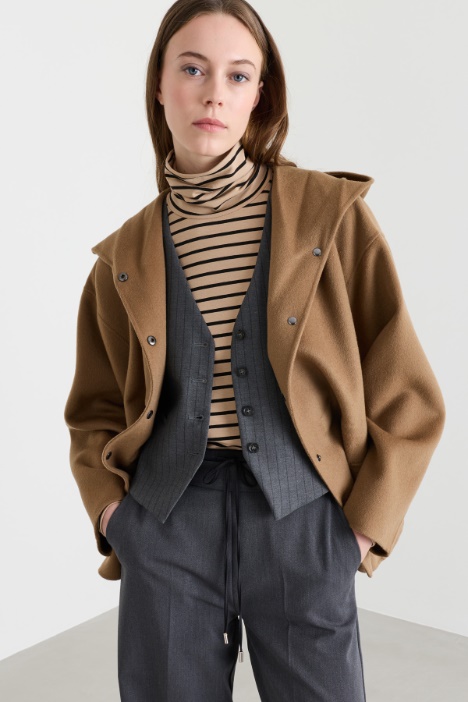 Short hooded coat - Intrend