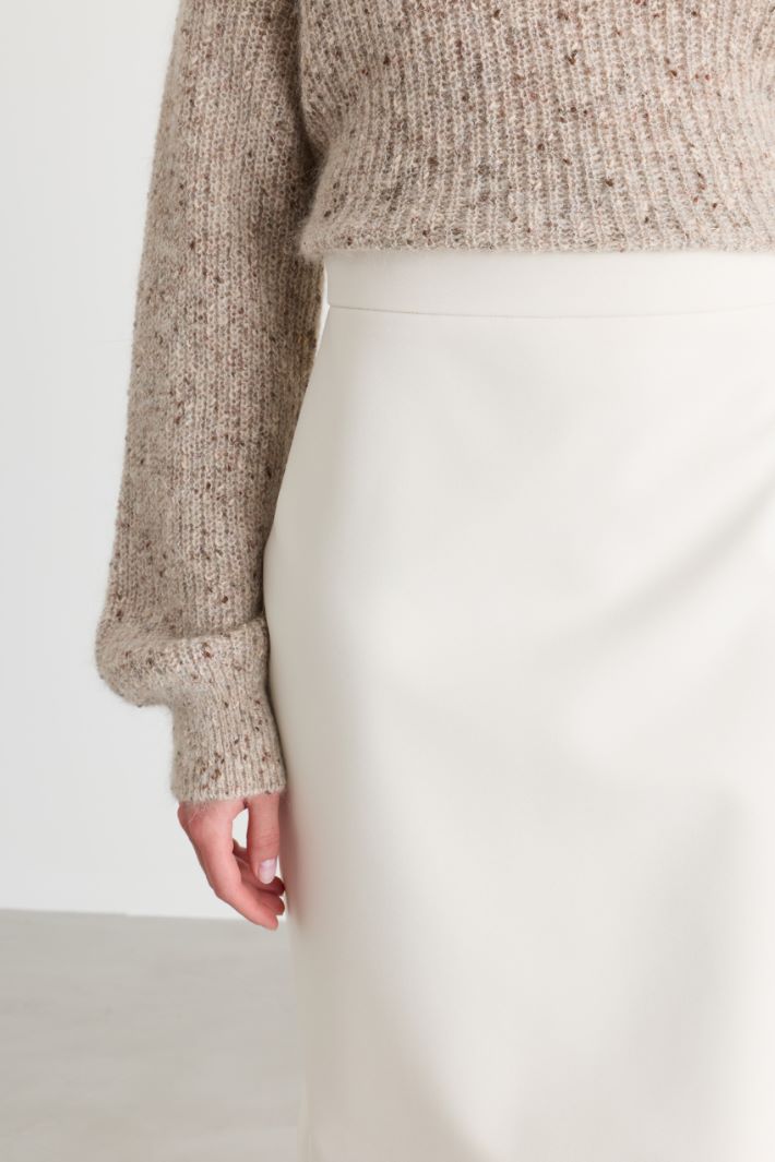 Pencil Skirt with Slit - WHITE - Intrend - 3