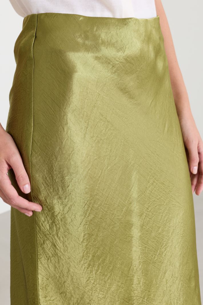 Flowing satin midi skirt - GREEN - Intrend - 3