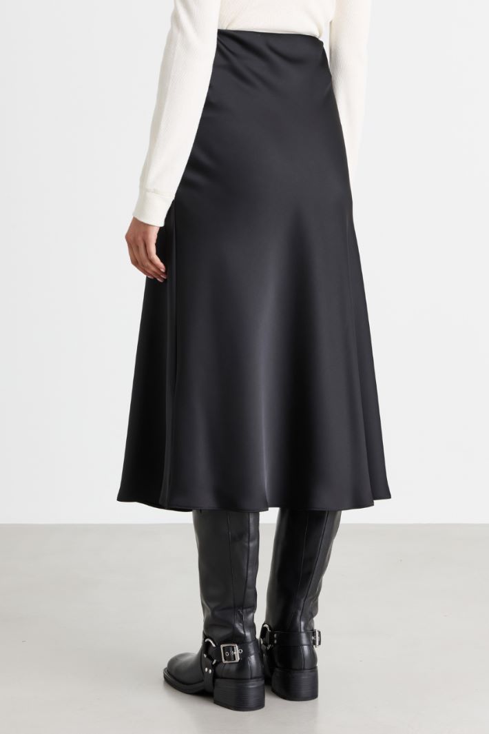 Satin midi skirt - BLACK - Intrend - 4