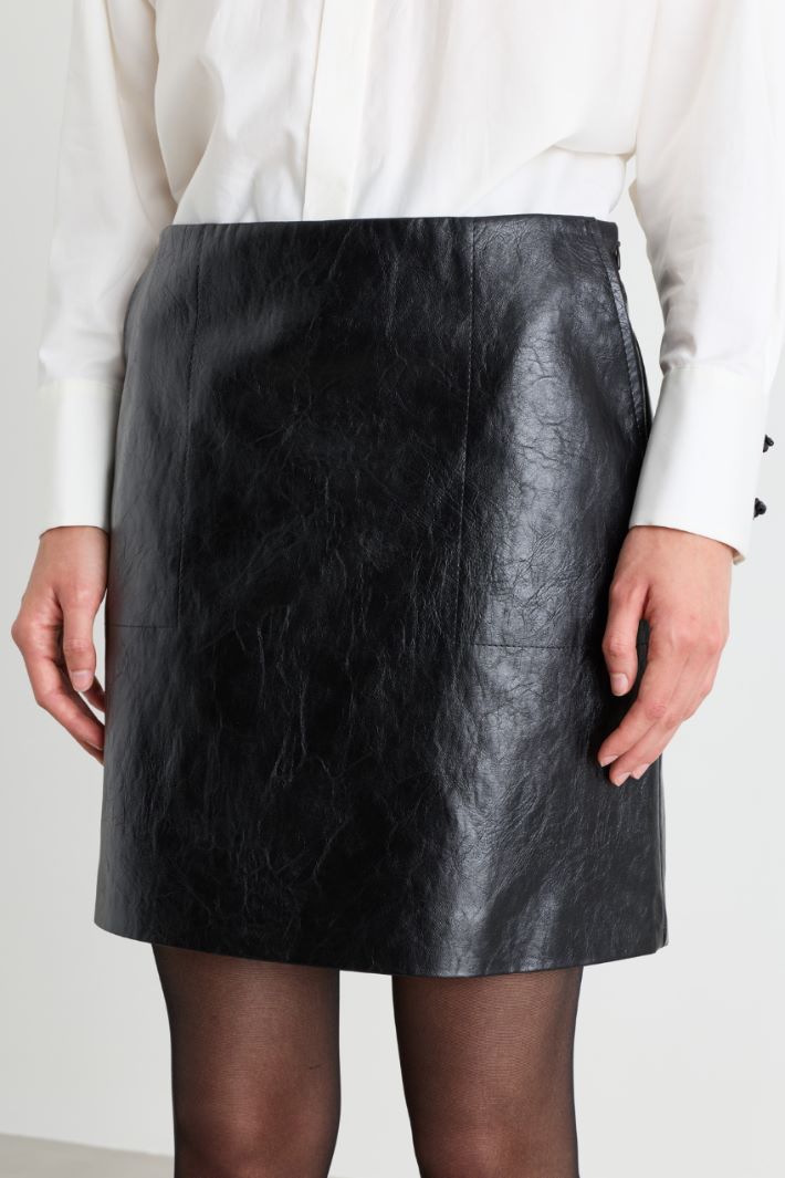 Coated A-line miniskirt - BLACK - Intrend - 3
