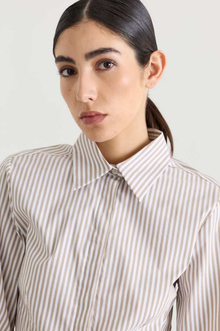 Camicia aderente in popeline - BEIGE BIANCO - Intrend - 3