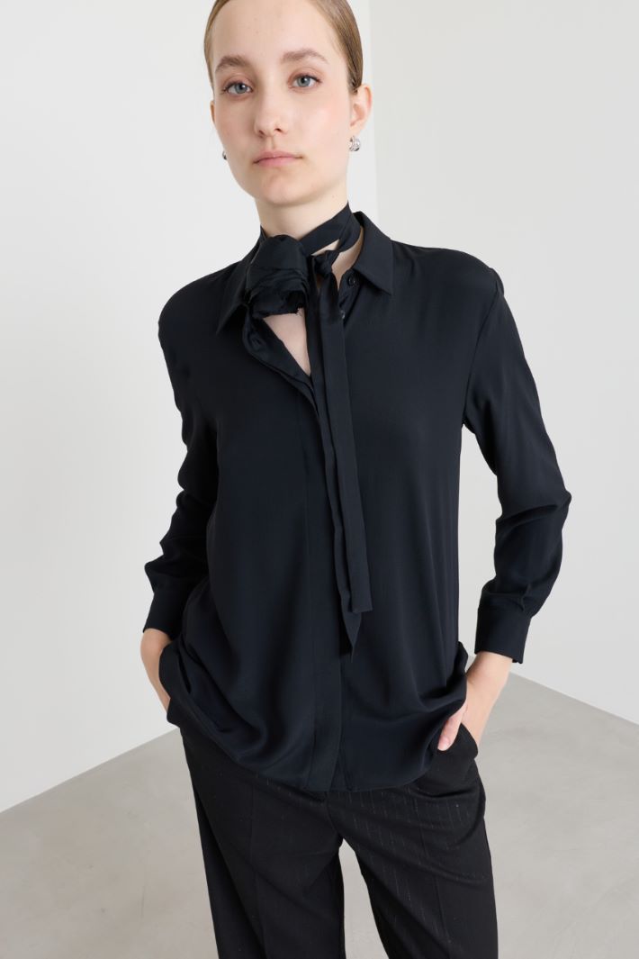 Blusa ampia in crepe - NERO - Intrend - 3