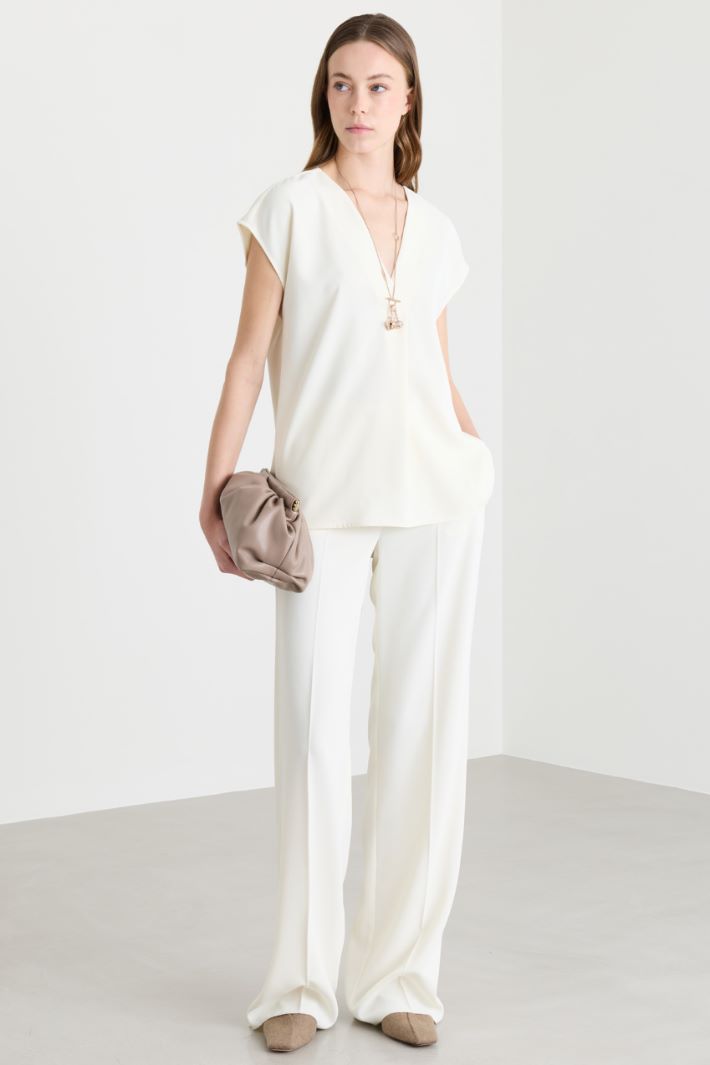 V-neck blouse - WHITE - Intrend