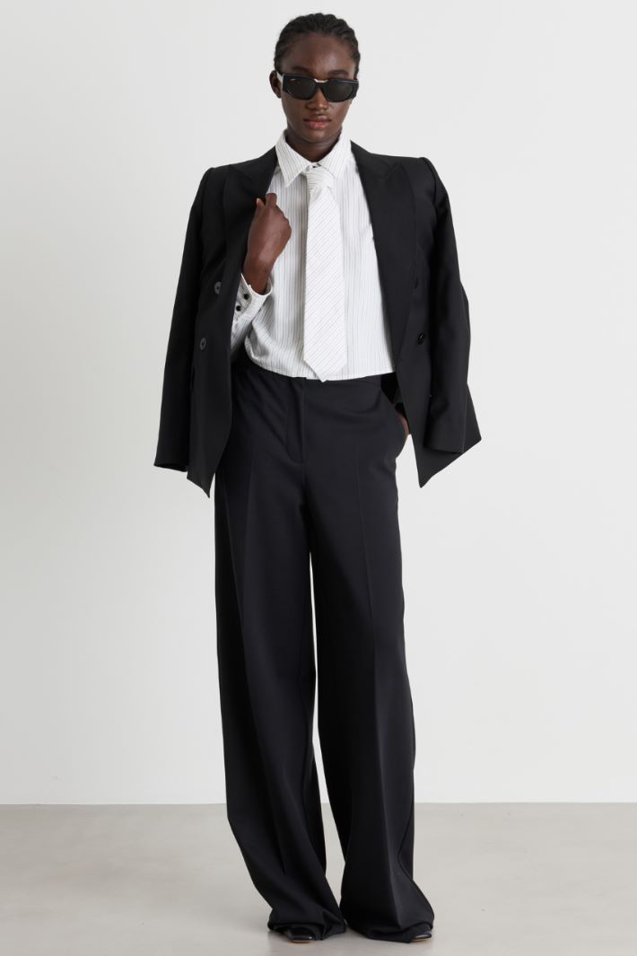 Cropped Shirt with Tie - WHITE - Intrend