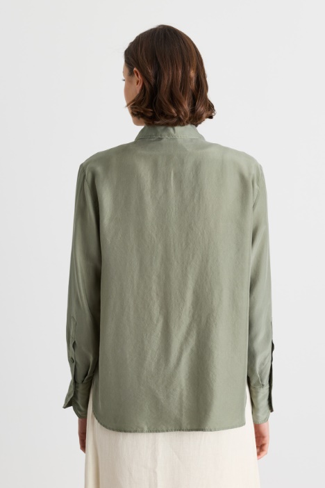 Camicia con maxi tasche