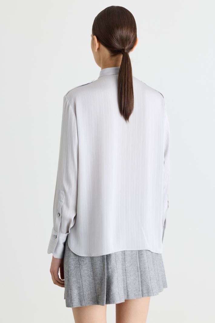 Blusa in raso con collo alla coreana - GRIGIO - Intrend - 4